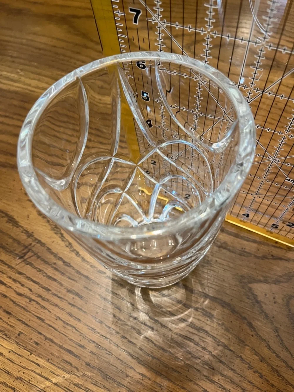 Ralph Lauren Royalton Decorative Crystal Flower Vase‎